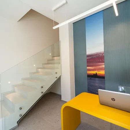 Aurora Blu - Comfort Πανσιόν 3*